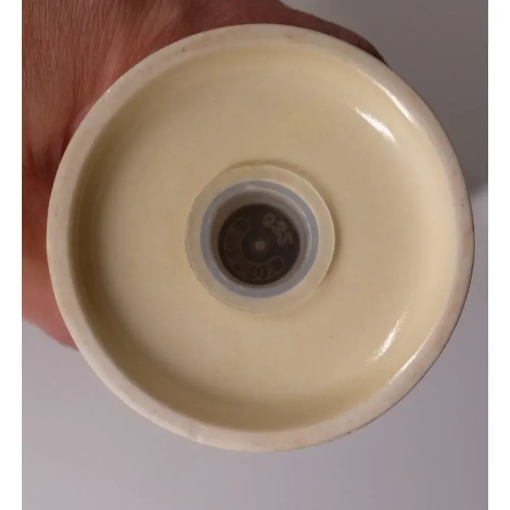 Pfaltzgraff Village Salt Pepper Shakers Vintage USA Cream Stoneware 6-25